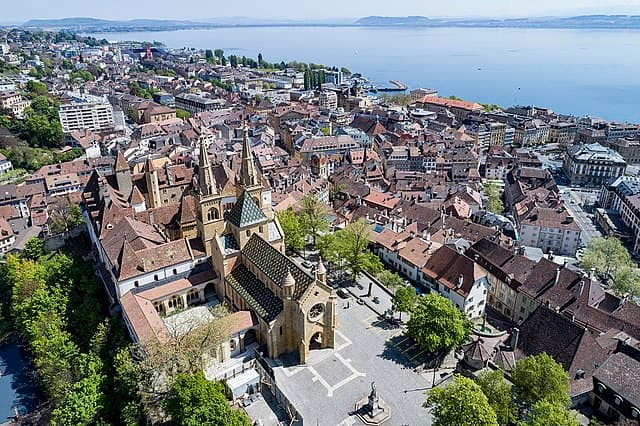 hyline à Neuchâtel, hyline à Neuchâtel