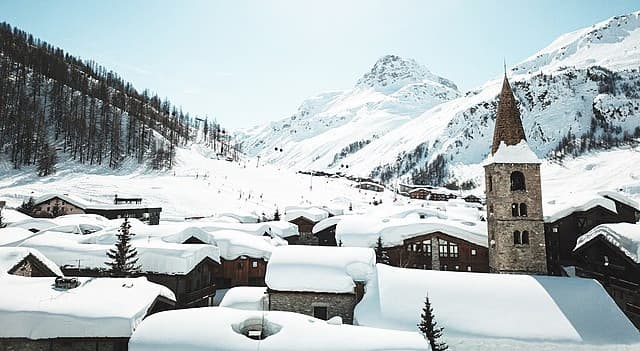 Hyline à Val d'Isère, Hyline à Val d&rsquo;Isère