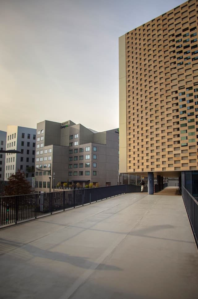 , Architecture et menuiserie minimaliste dans la région Grand Est