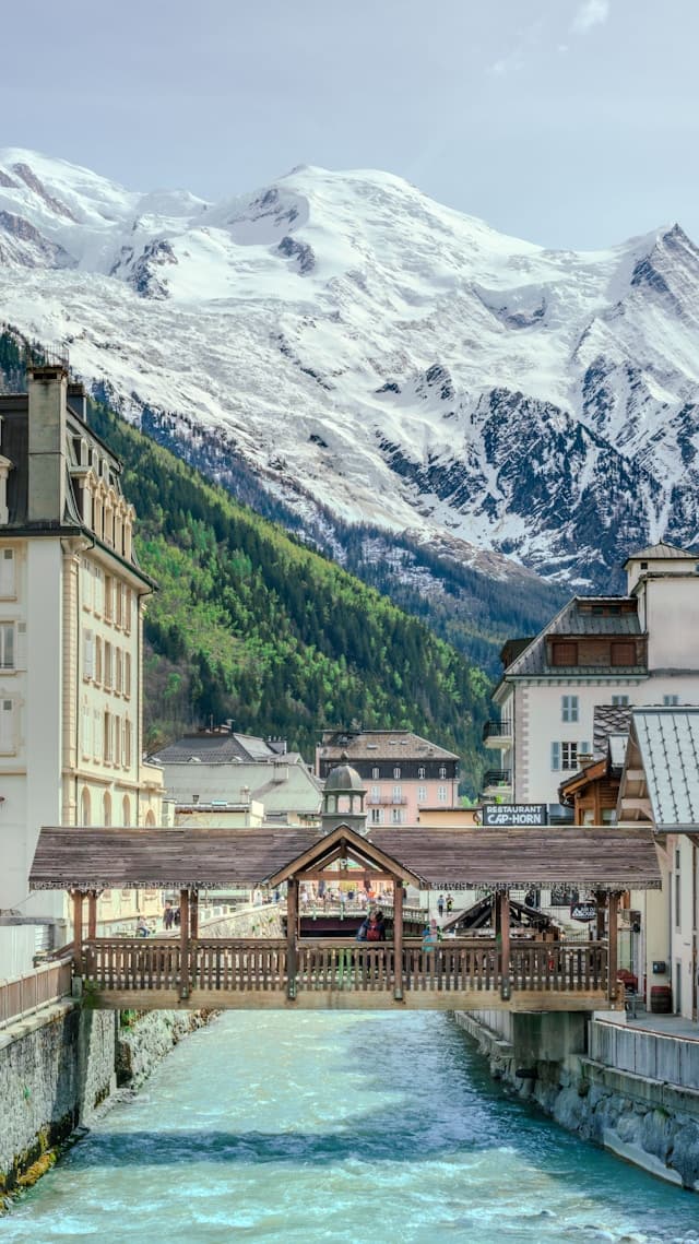 Menuiserie minimaliste Hyline&nbsp;&agrave; Chamonix., Menuiserie minimaliste Hyline&nbsp;&agrave; Chamonix