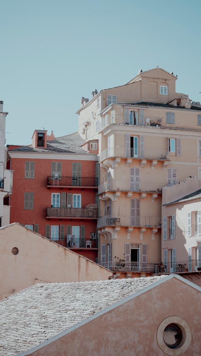 hyline à Aix-en-provence, Hyline à Bastia