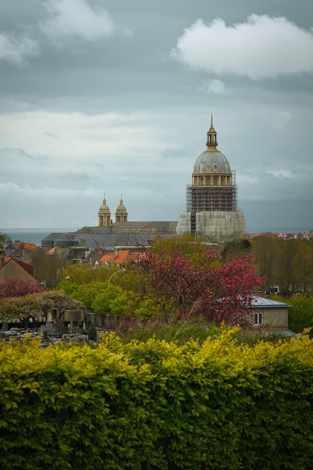 , Architecture et menuiserie minimaliste dans les Hauts de France