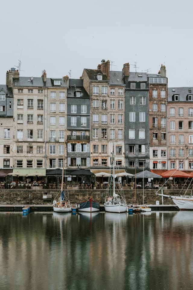 Hyline à Honfleur, Hyline à Honfleur