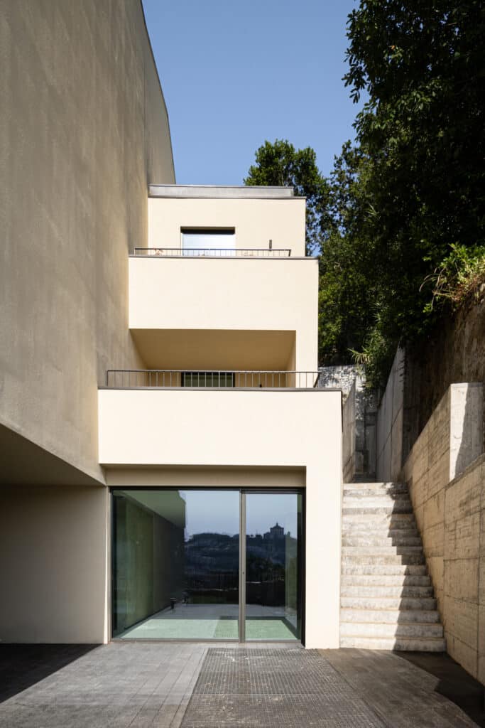 , Land Roots River Appartements