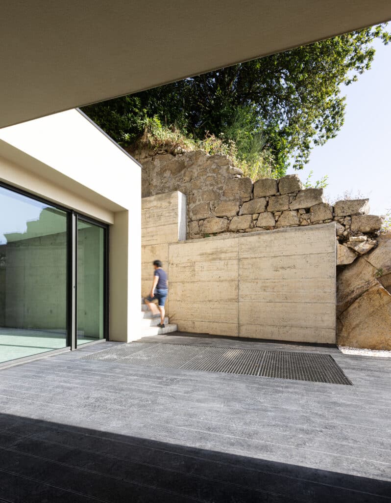 , Land Roots River Appartements