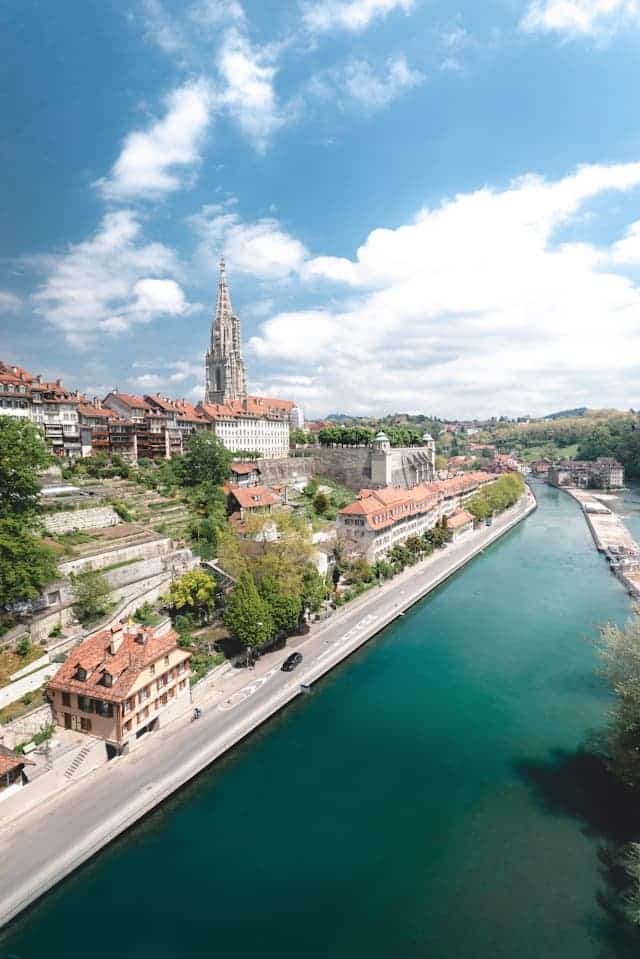 , Architecture et menuiserie minimaliste en Suisse